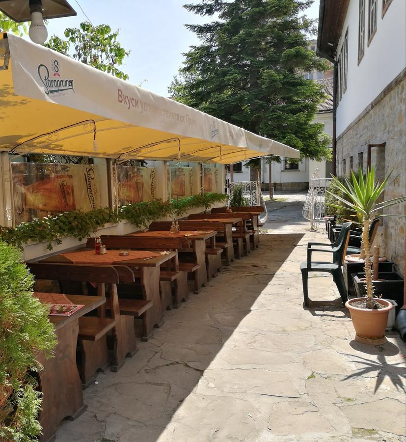 Family Hotel Rositsa Sevlievo Exteriér fotografie